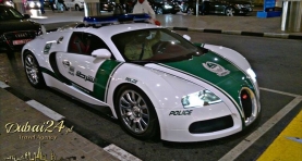 Policyjny Bugatti Veyron.