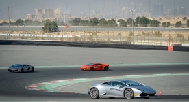 Dubai Autodrom - wspaniałe wrażenia ! Szybkie auta ...